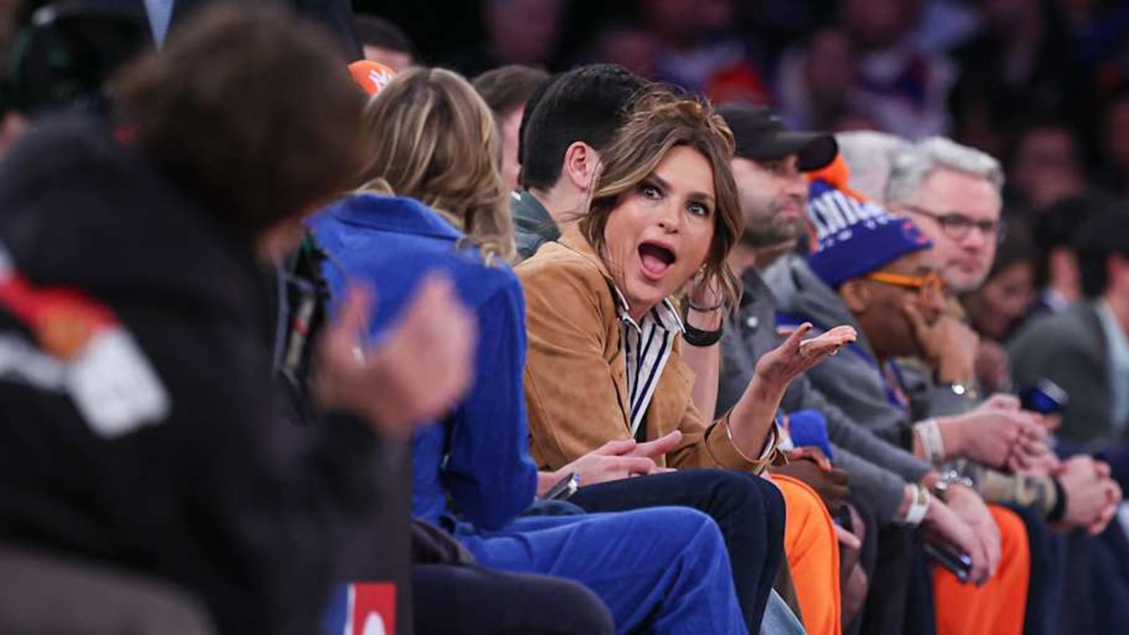 Mariska Hargitay Sends Message To New York Knicks Star Jalen Brunson