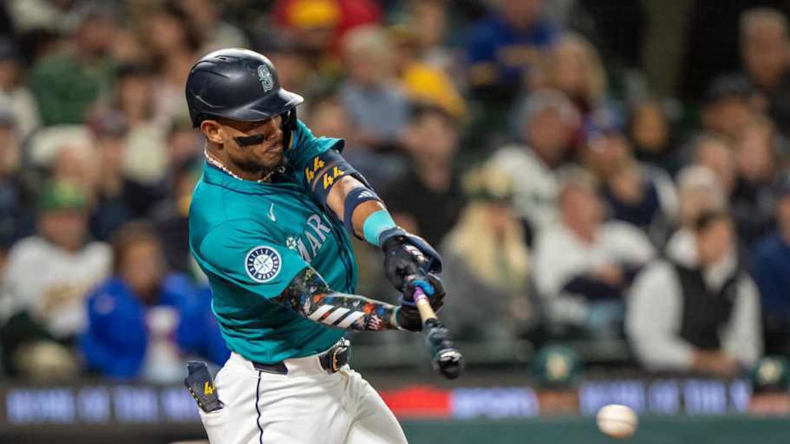 Seattle Mariners&#39; Julio Rodriguez Enters 2025 Season in Elite Class of Baseball History