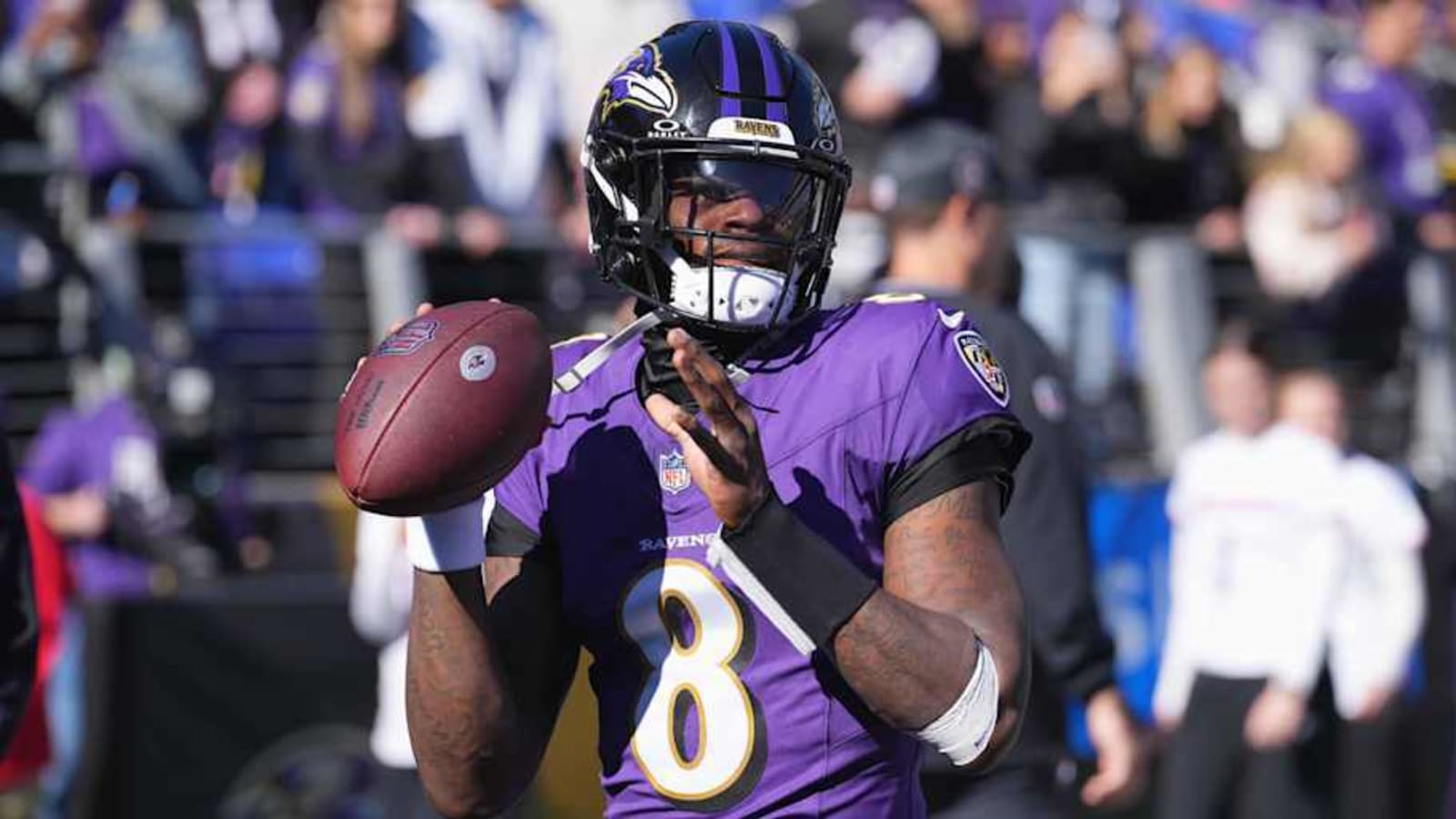 Ravens&#39; Lamar Jackson Makes Most of Short Week