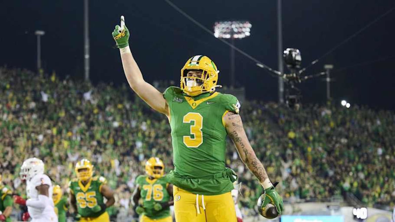 Rams Land TE Replacement in Latest Mock Draft