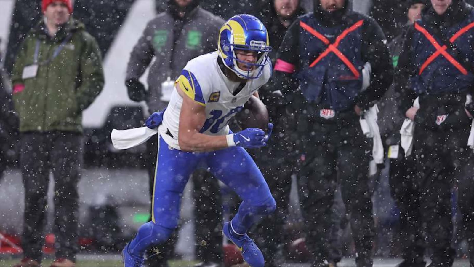 Patriots Predicted to Land Star WR, But Not Who You Think