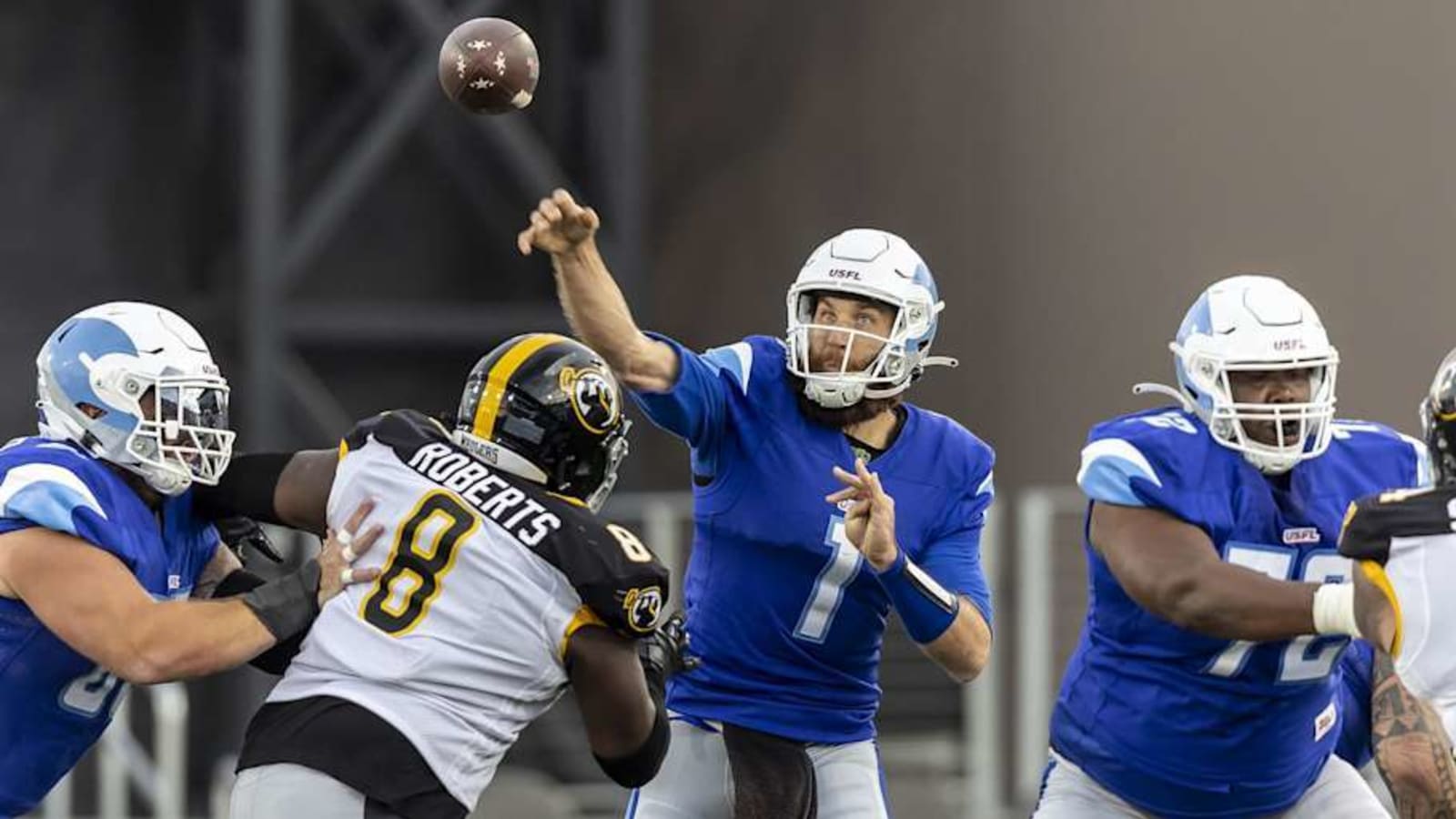 Memphis Showboats Sign Former USFL Defensive Tackle