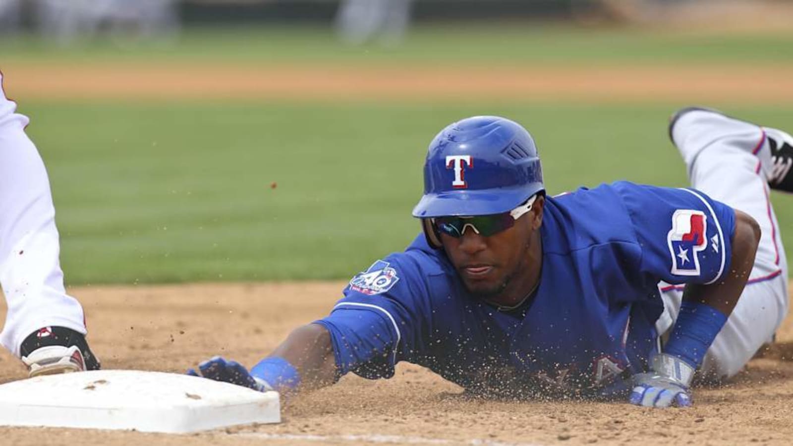Milwaukee Brewers Round Out Staff, Hire Julio Borbón as First Base Coach
