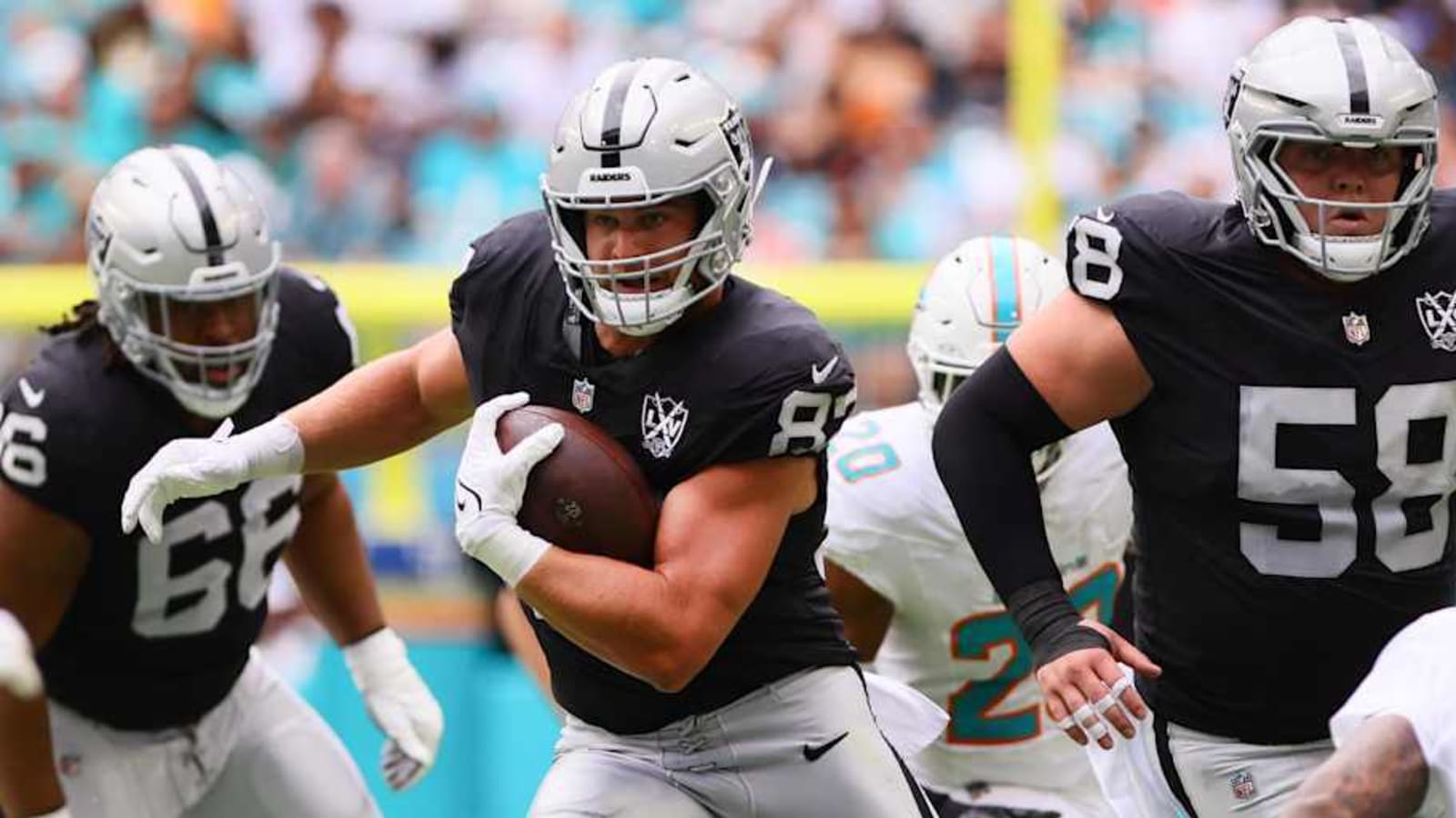 Raiders Look Improved, But Still Fall to 2-8