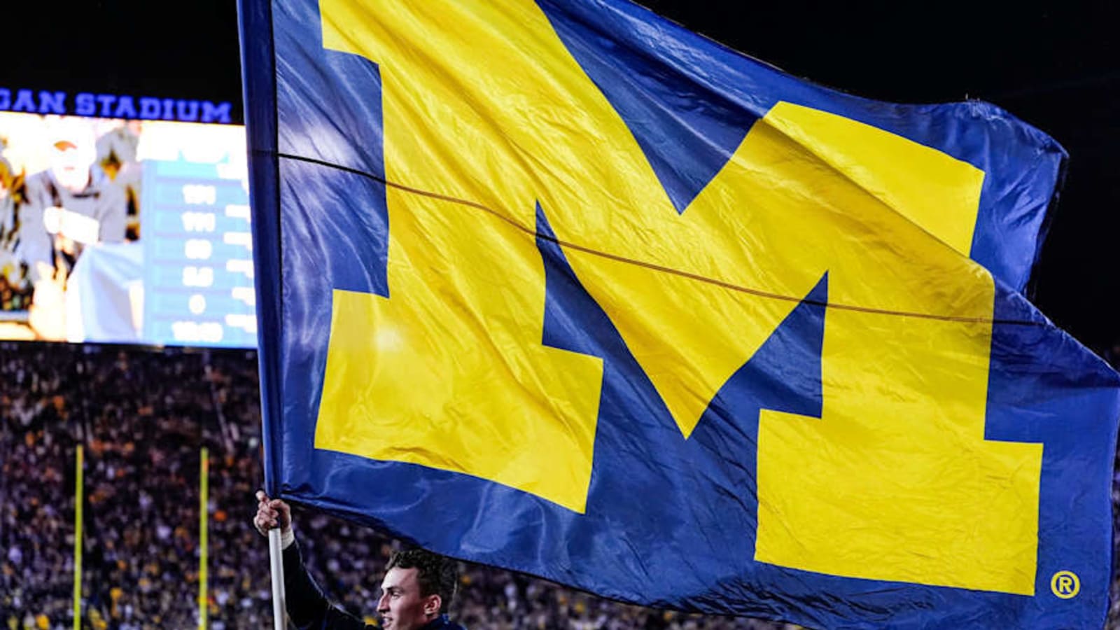 Michigan vs. Oregon: CBS college football analysts make surprising prediction