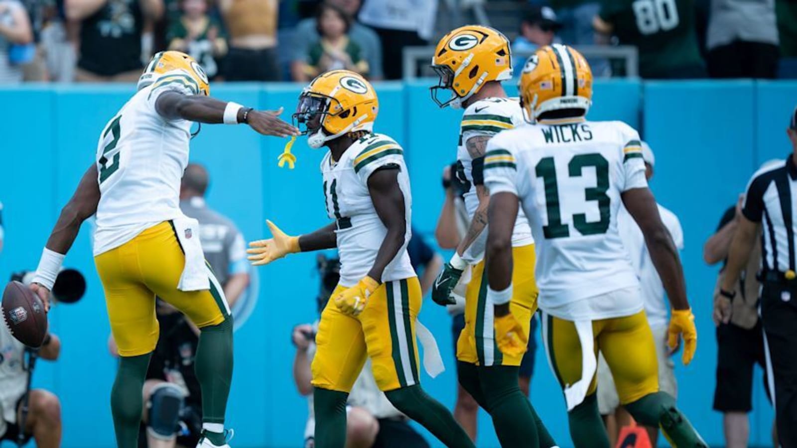 Packers Rally Around Malik Willis’ Humility, Leadership
