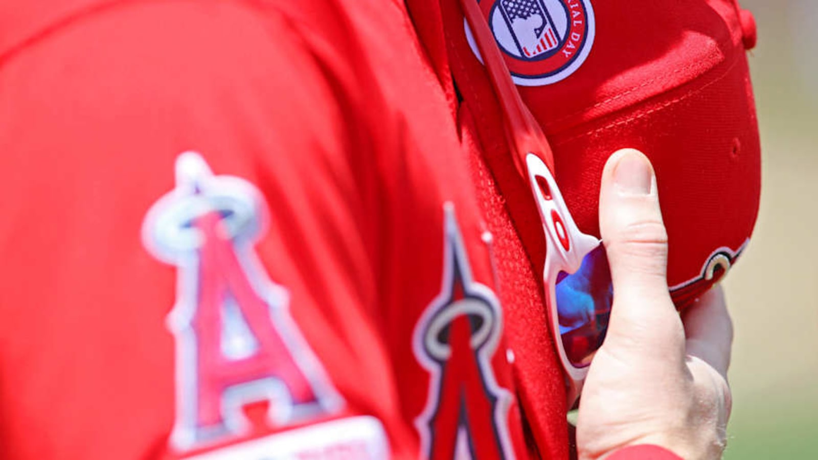 Former Angels Prospect Involved in Blockbuster Trade Signs With AL West Rival