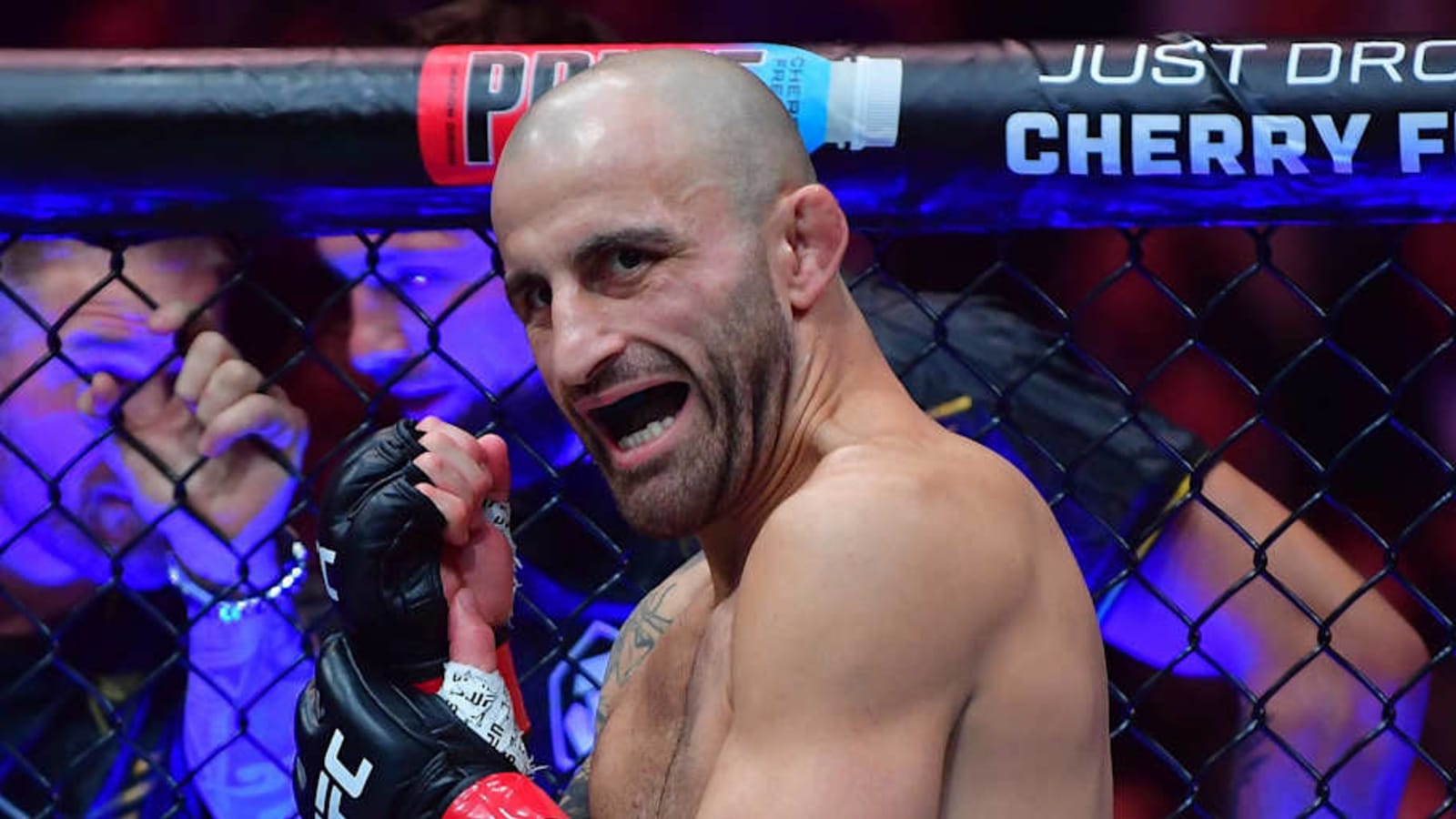 Alex Volkanovski gives dicey prediction for Ilia Topuria vs. Islam Makhachev