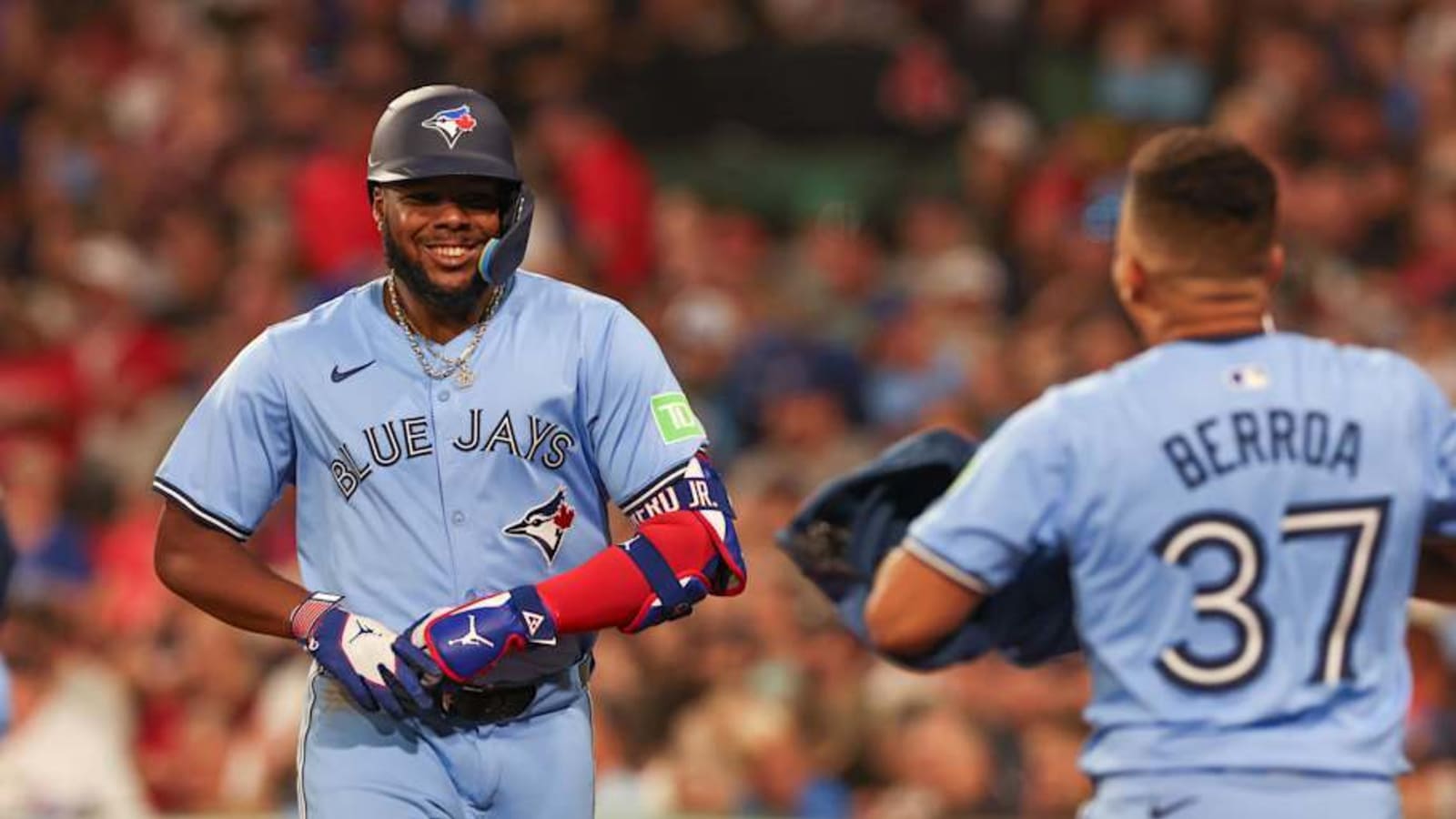 Red Sox Trade Idea Lands Blue Jays&#39; Vladimir Guerrero Jr. In 3-Player Shuffle