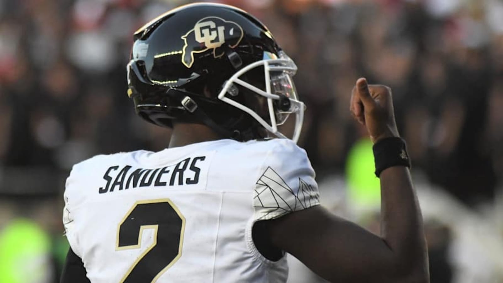 Titans Legend Reveals Concern With Drafting QB