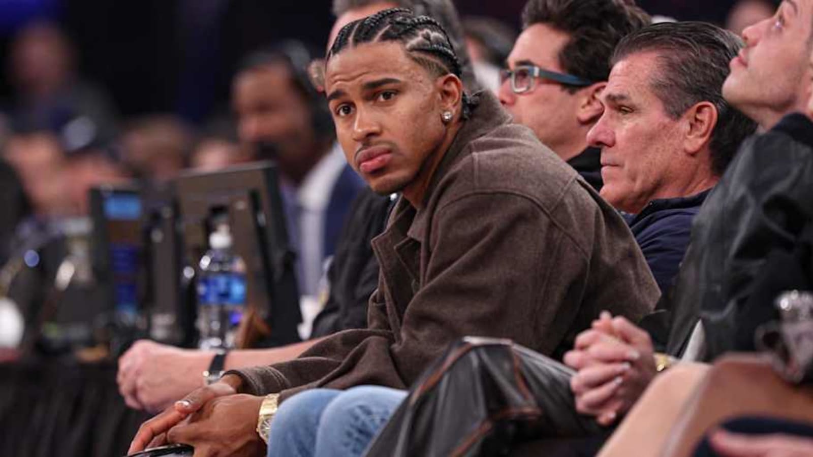 Knicks, Mets Stars Swap Jerseys