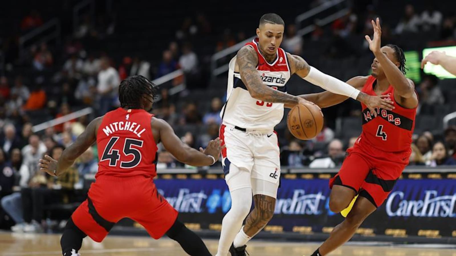 Wizards Star Suffers Embarrassing Air-Ball Filled Performance