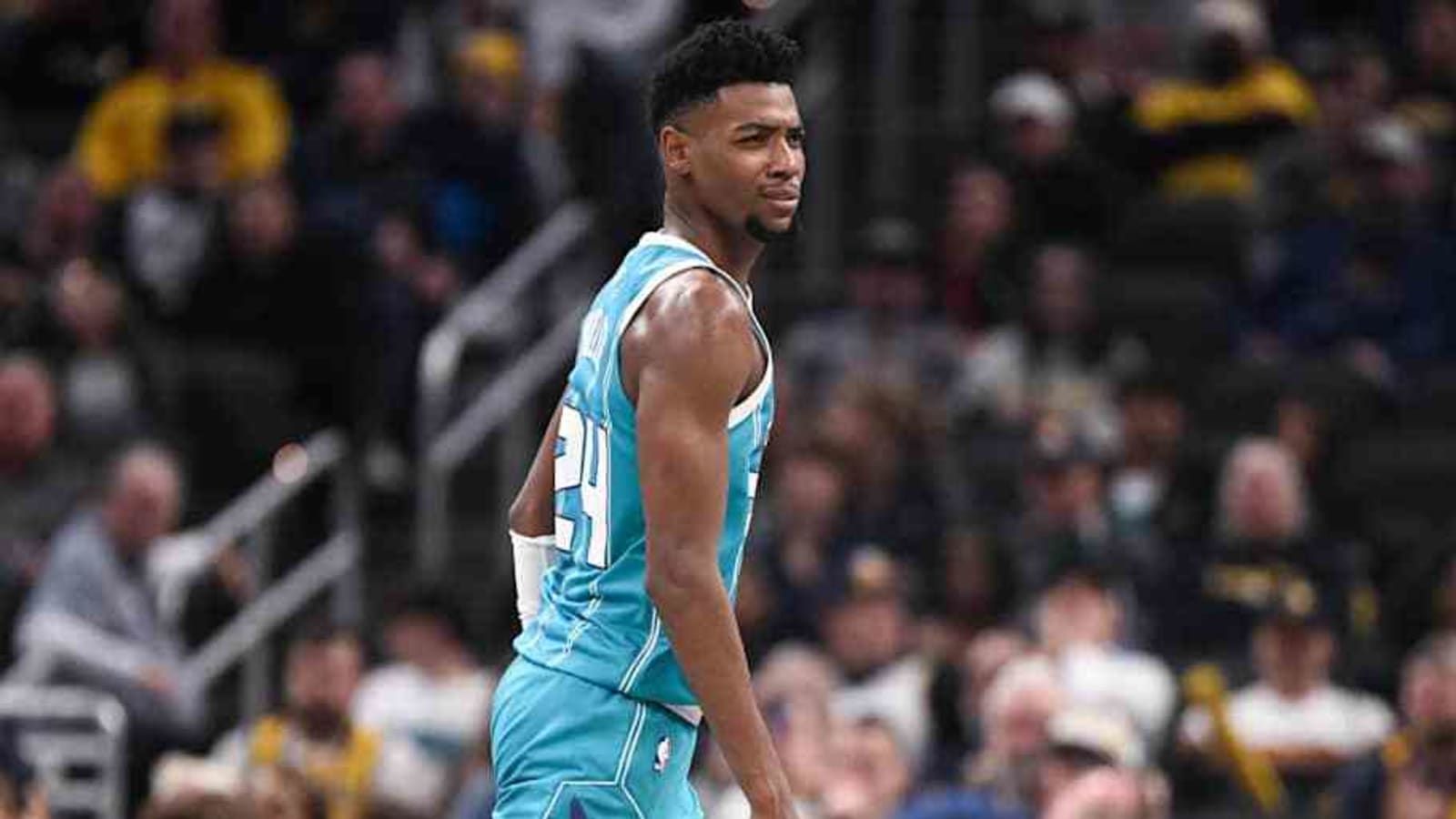 Starting lineups for the Charlotte Hornets&#39; road game against the Phoenix Suns