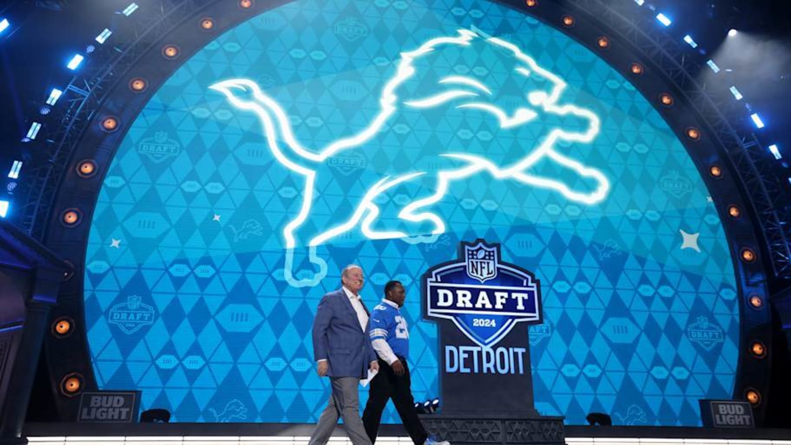 3 Lions draft day trades that would make Ben Johnson miss Detroit