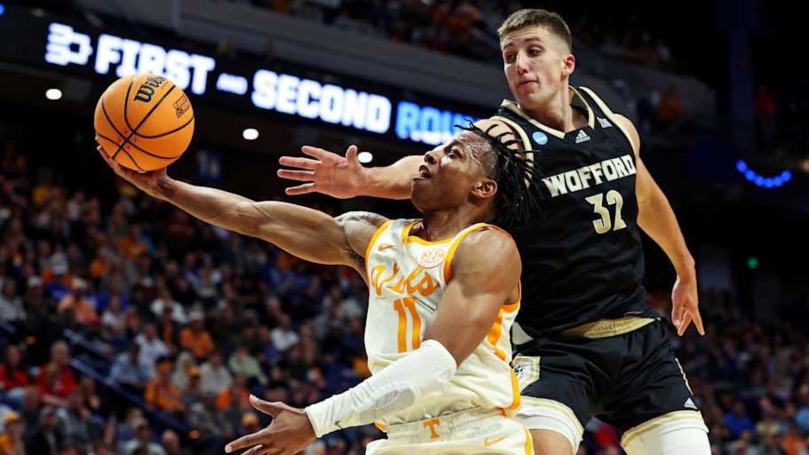 Tennessee Basketball Dominates Wofford in March Madness Opener