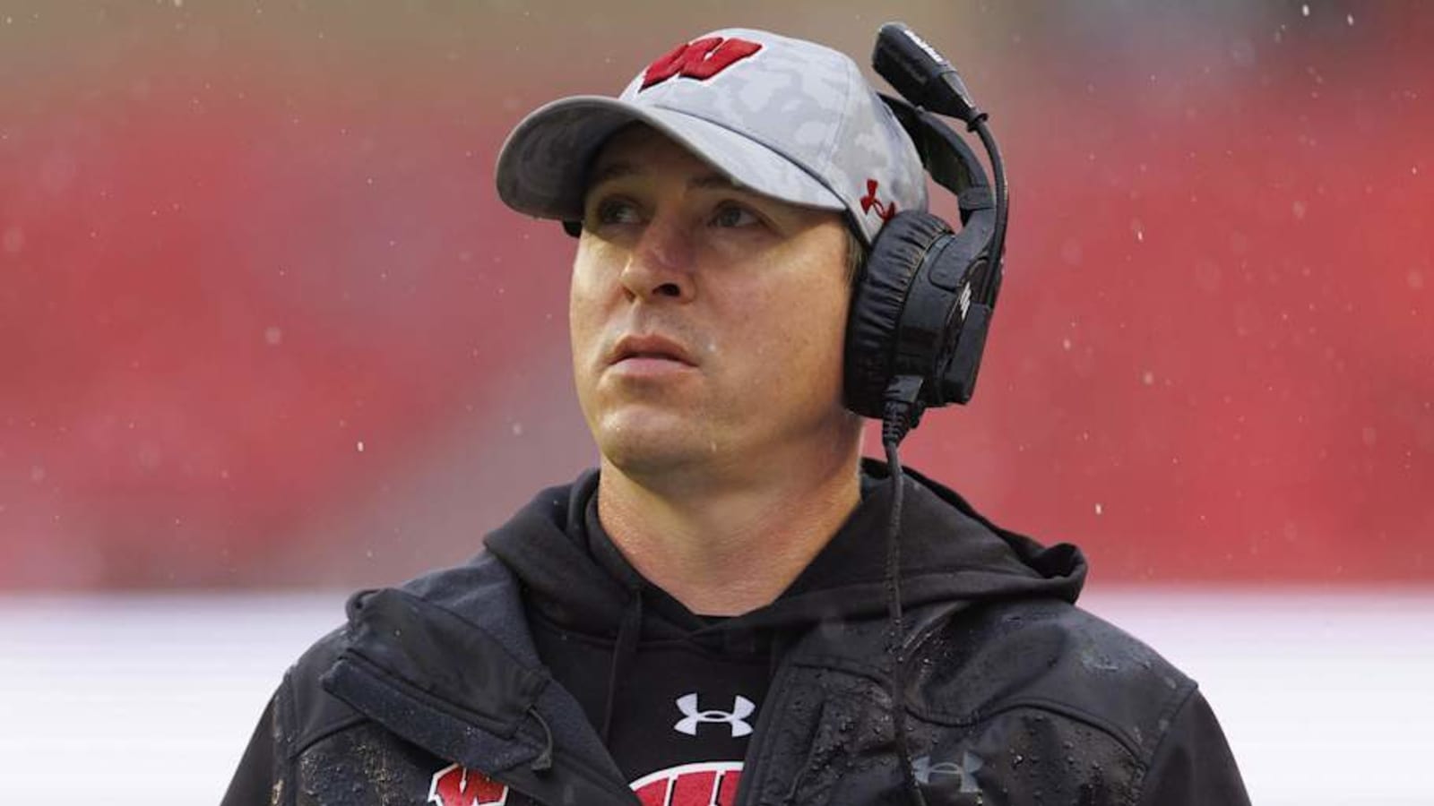 Report: DB Coach Jim Leonhard to Remain with Broncos in 2025