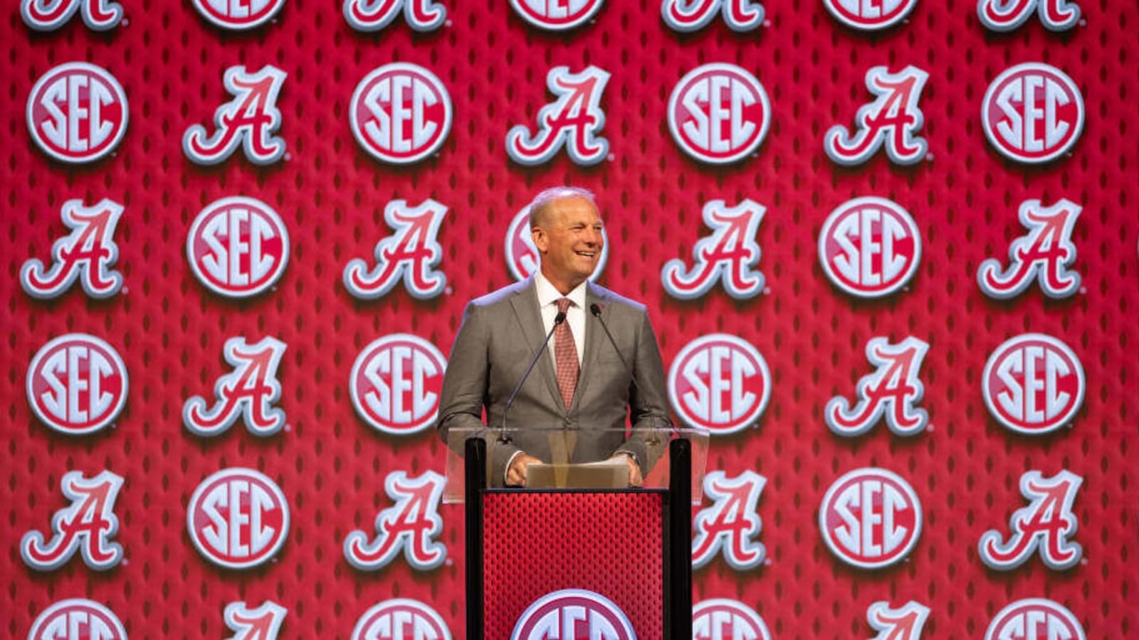 2024 Alabama Crimson Tide Guide to What&#39;s New in College Football