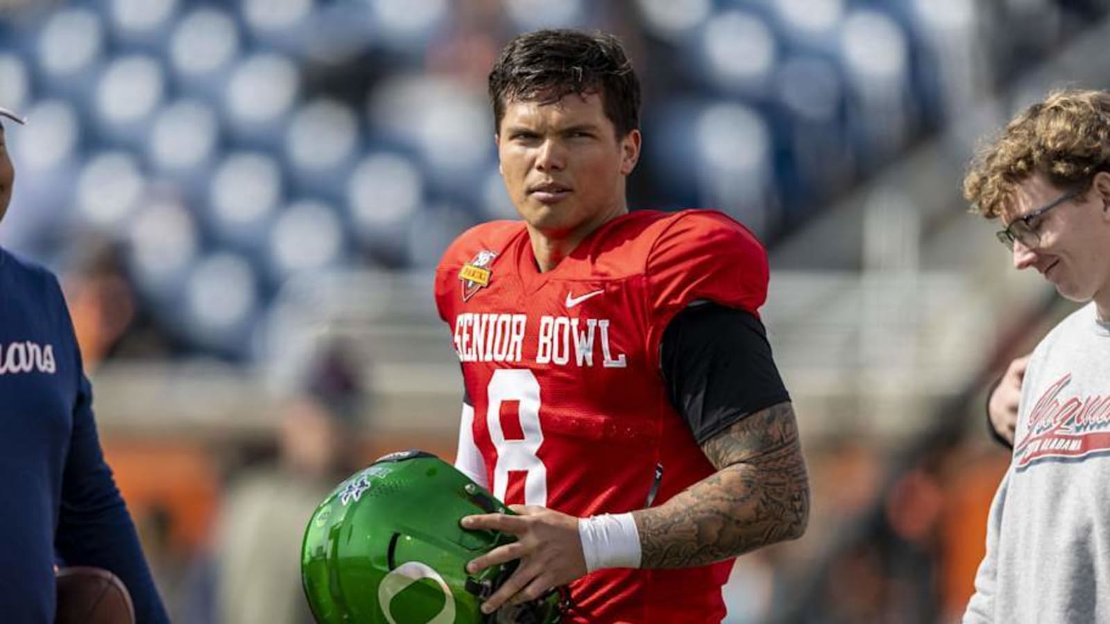 Oregon Ducks&#39; Dillon Gabriel  Addresses Height Concerns At NFL Combine
