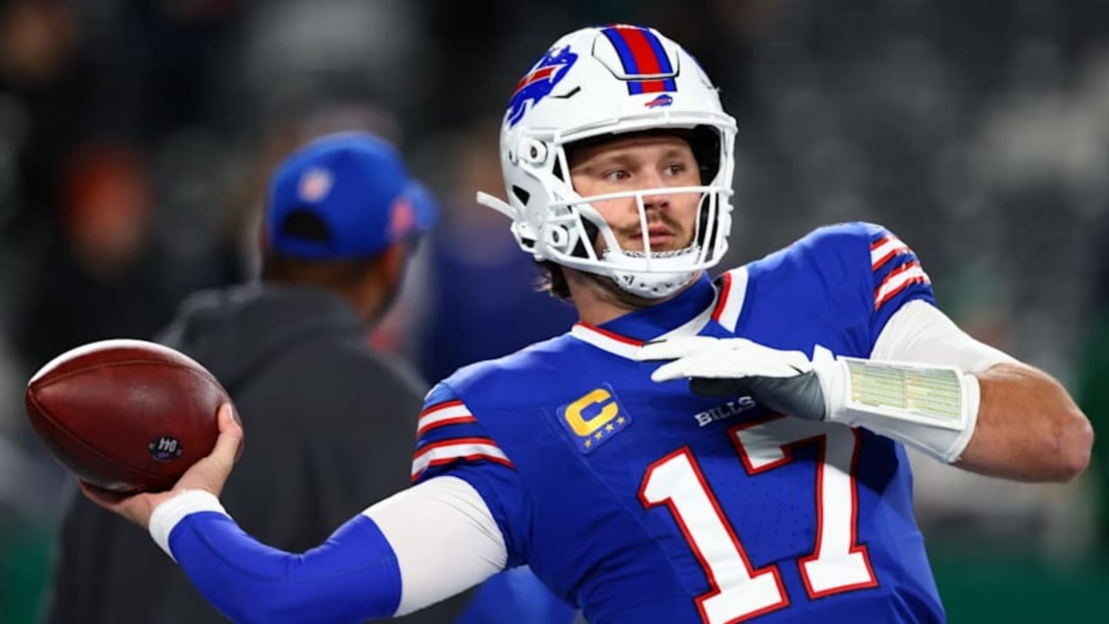 Bills QB Josh Allen takes encouraging step in recovery from hand injury