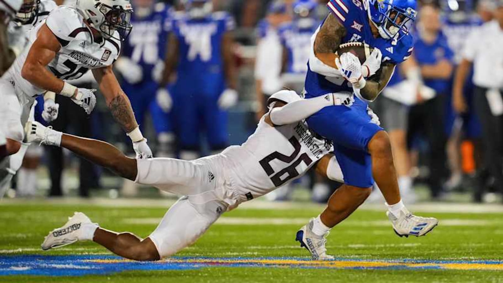 Transfer LB Tahj Chambers Commits to Ole Miss, Marks Third Rebels Pledge of Day