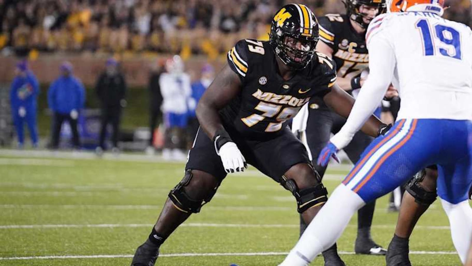 Dallas Cowboys make shocking pick in new 2025 NFL mock draft