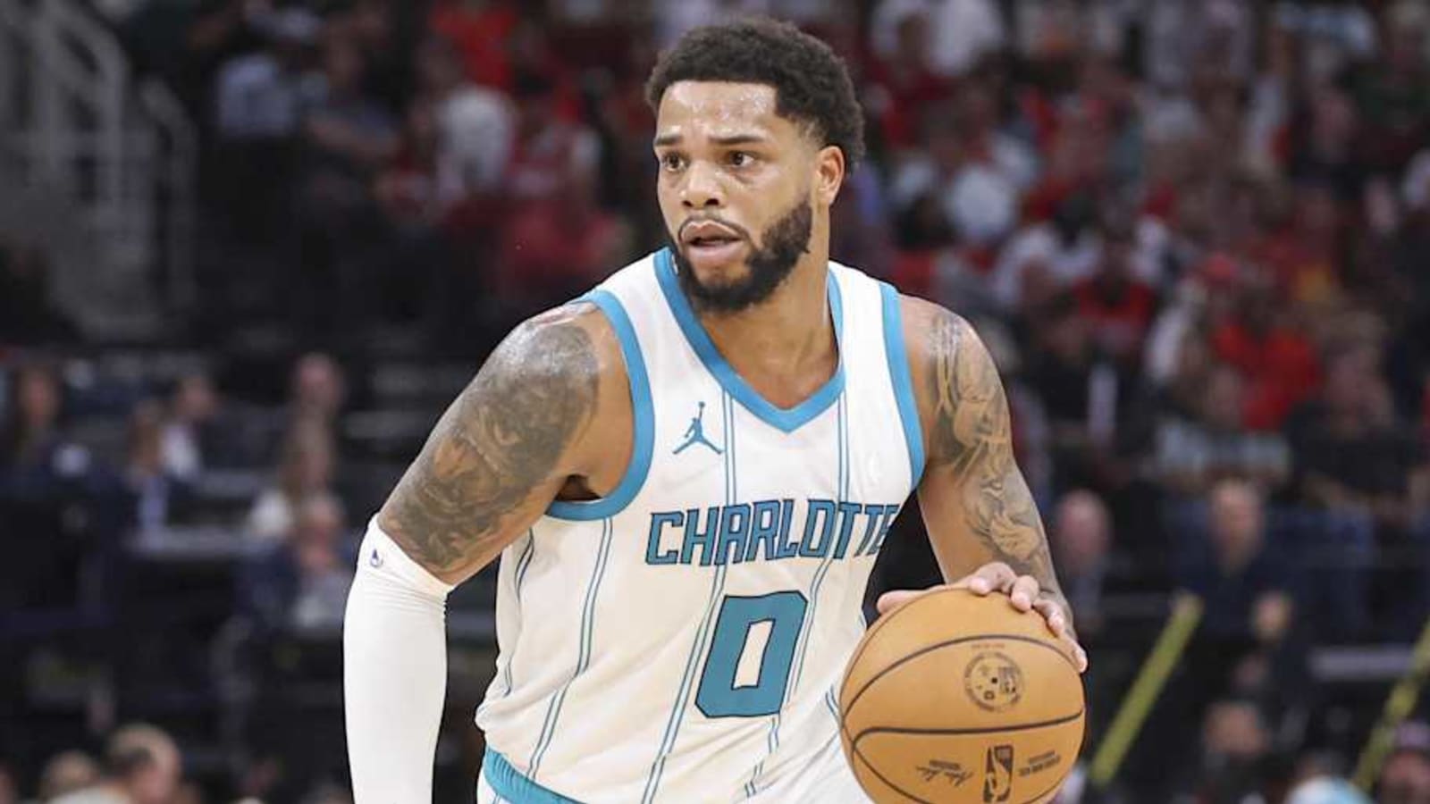 Hornets reveal patched-together starting lineup vs. Hawks