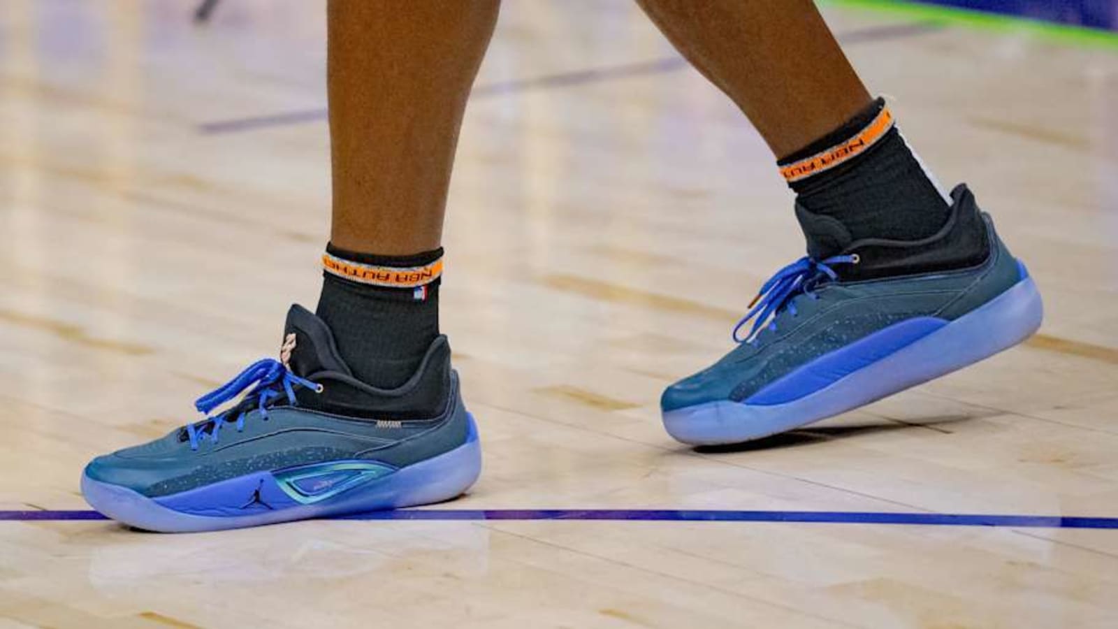 Zion Williamson Debuts Jordan Zion 4 in Epic Return