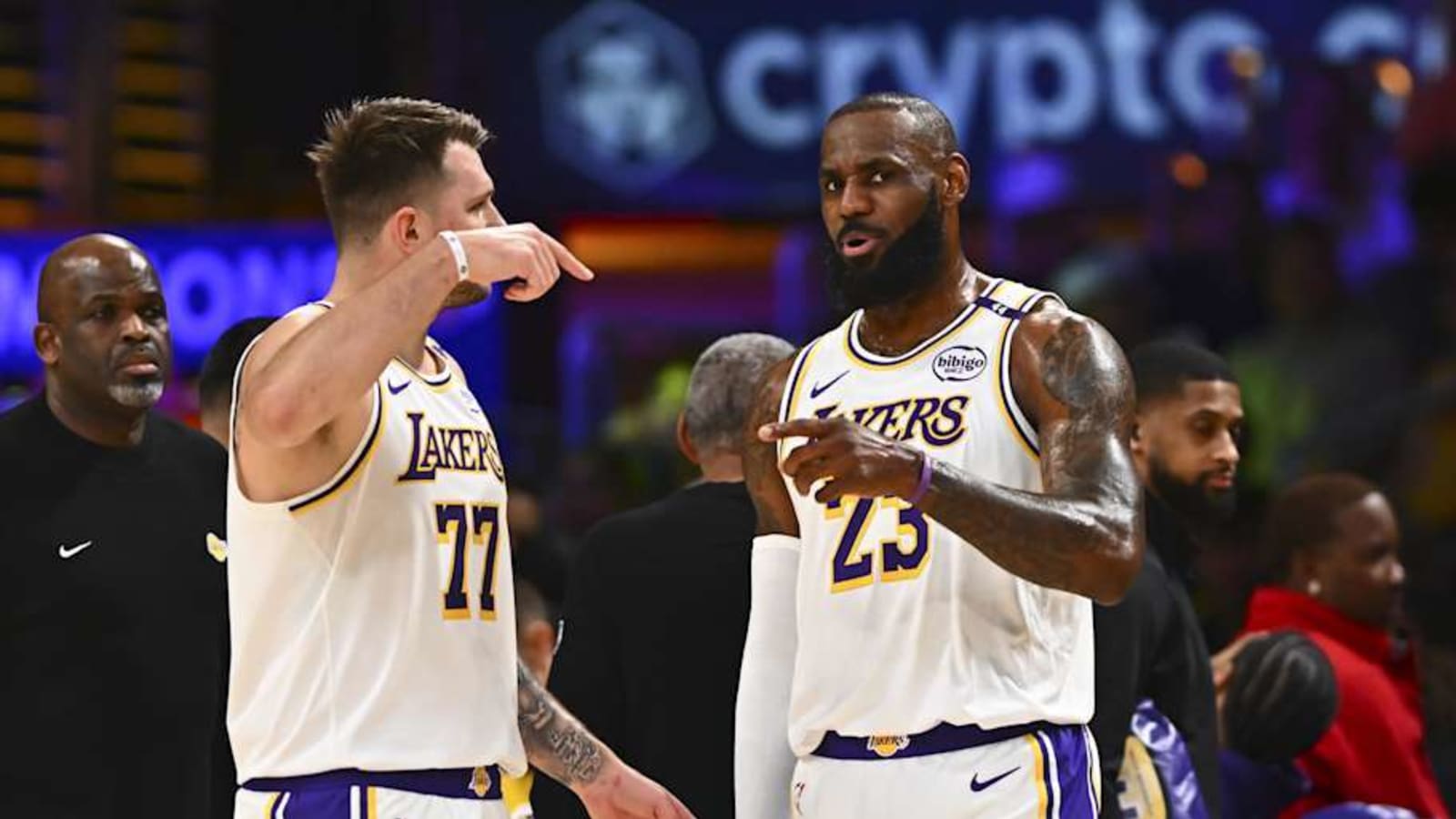 Los Angeles Lakers Announce Starting Lineup vs Warriors