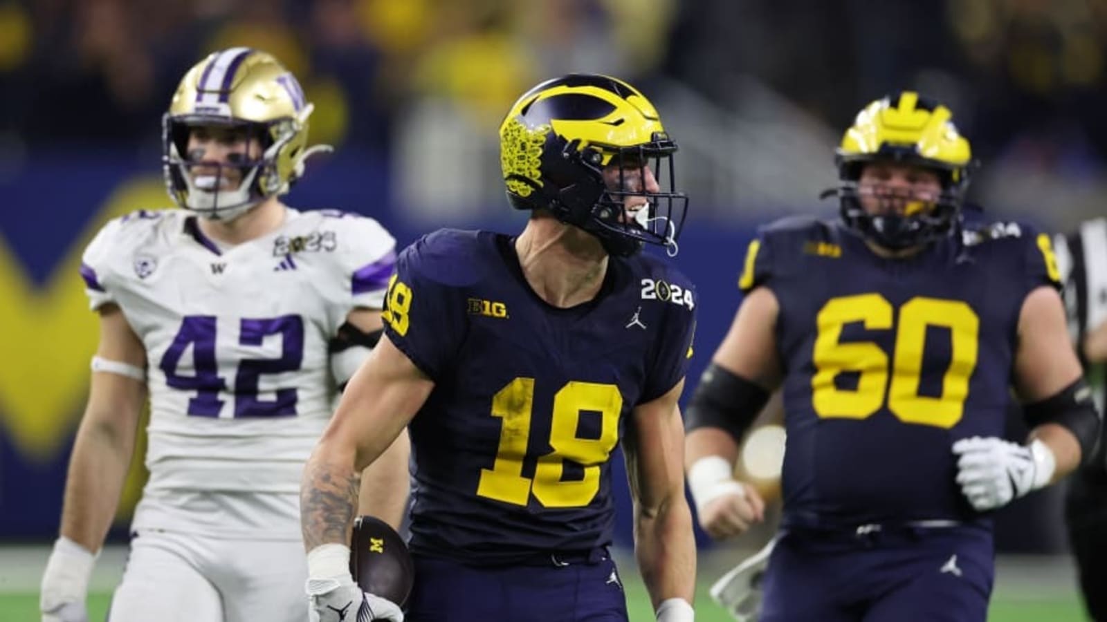 Michigan Football: Colston Loveland won&#39;t let off-season noise distract him