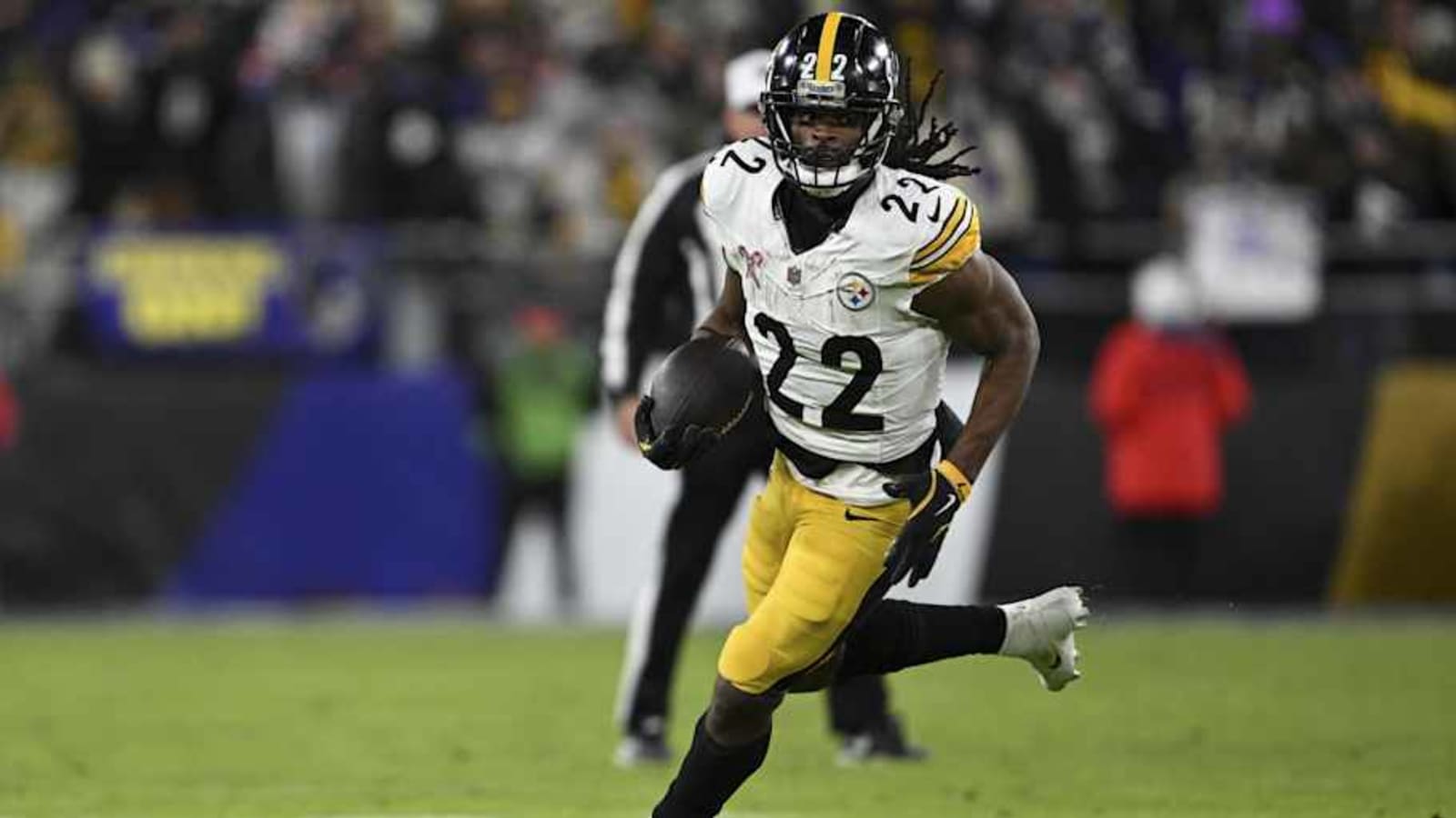 Chargers predicted to draft 5&#39;10, 48-TD running back as Najee Harris heir-apparent