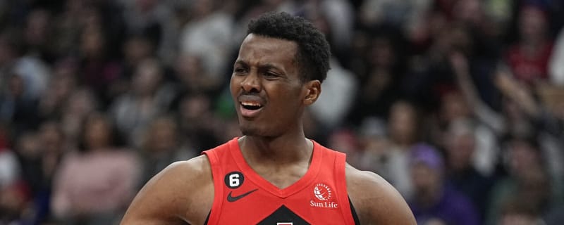 Lakers emerge as front-runners to sign free-agent center