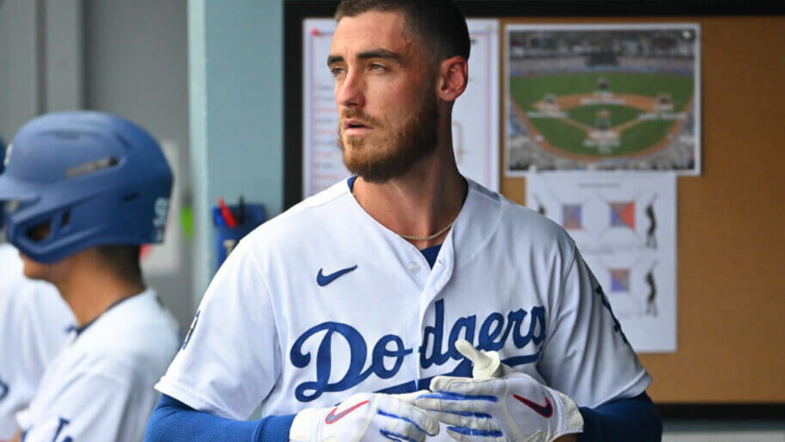 Los Angeles Dodgers non-tender former NL MVP Cody Bellinger