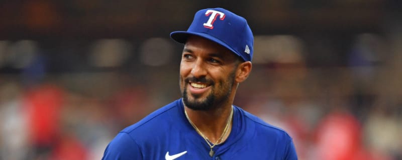 Rangers star second baseman hopes rest helps neck issue