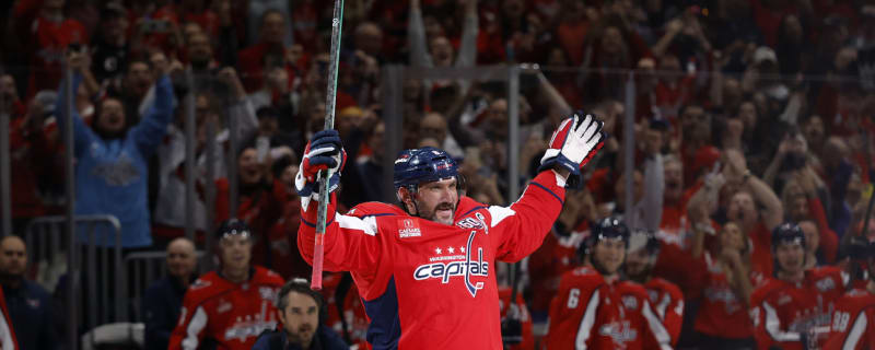 Wayne Gretzky wants to be there when Alex Ovechkin breaks record