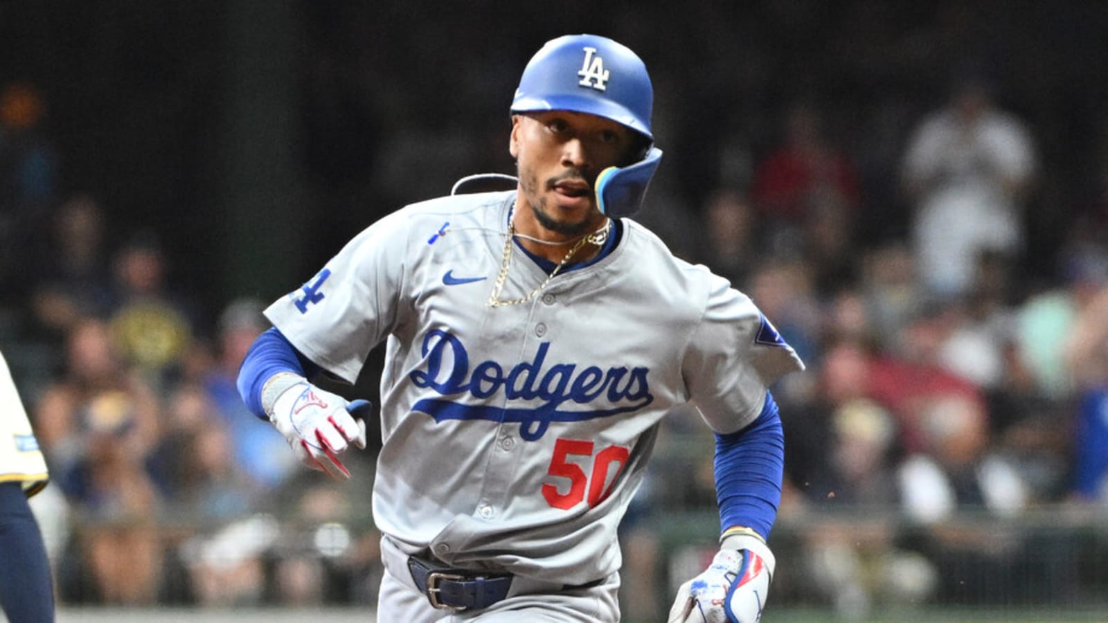 Los Angeles Dodgers Mookie Betts Extraordinary In Return