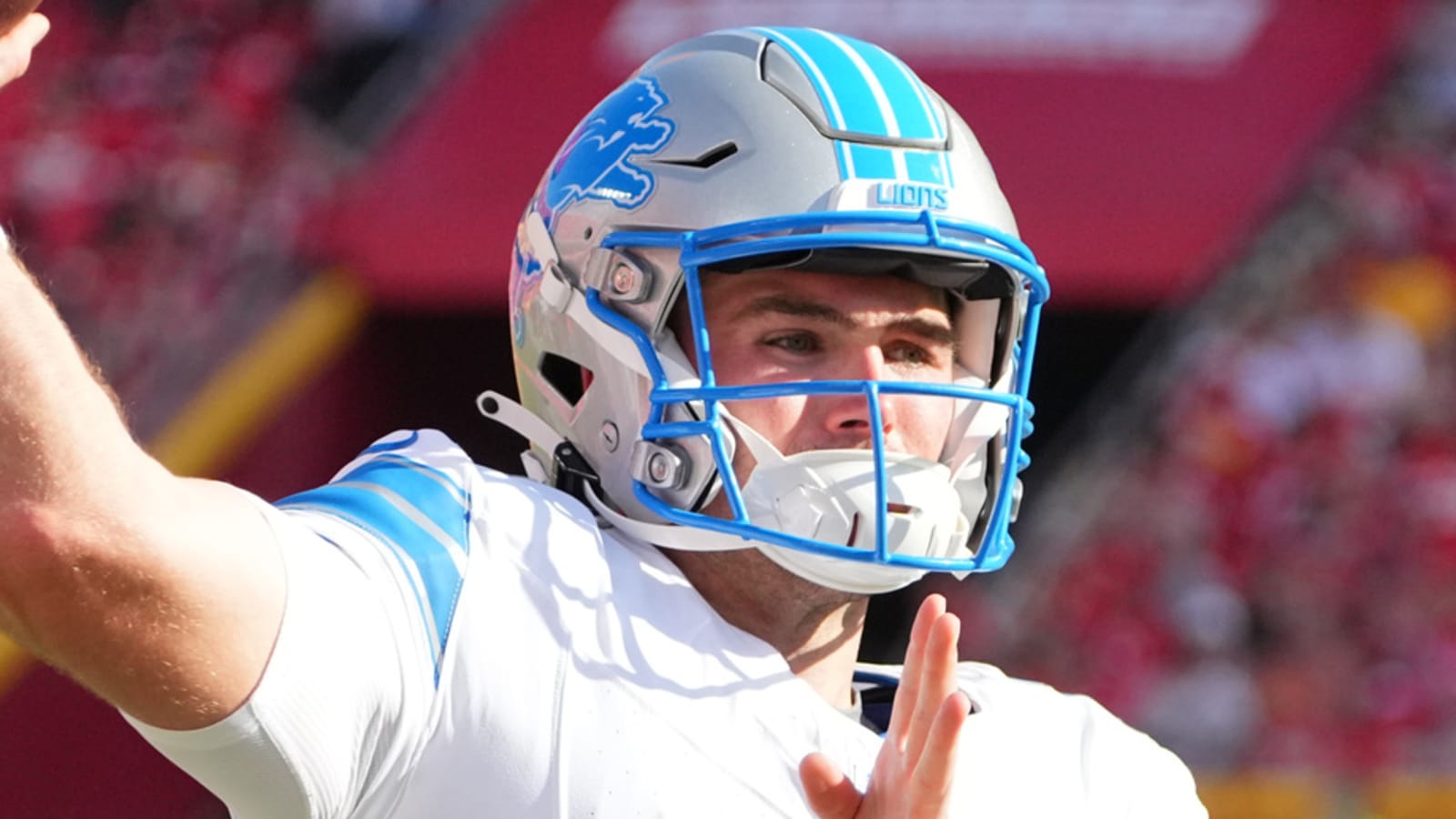 Lions sign veteran quarterback
