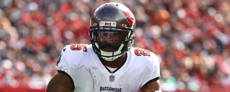 RB Giovani Bernard re-signs with Buccaneers on one-year deal