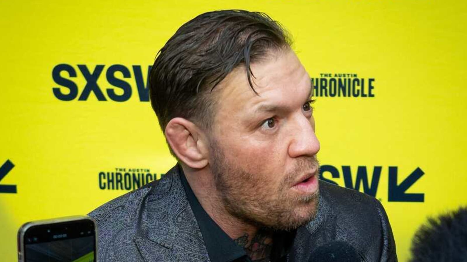 Conor McGregor Destroys Canelo Alvarez on Twitter