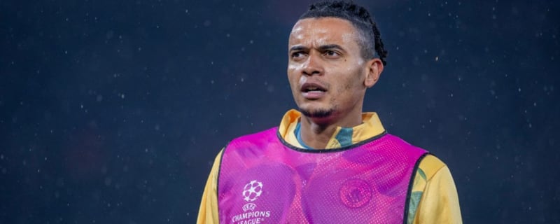 Manchester City defender offers himself to Real Madrid
