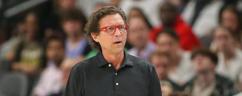 Watch: Hawks player and coach get into heated argument