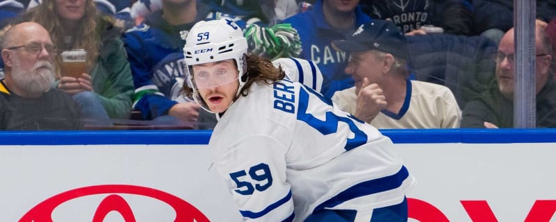Maple Leafs begin contract talks with prominent free agent