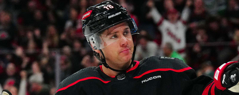 Carolina Hurricanes Issue Qualifying Offers