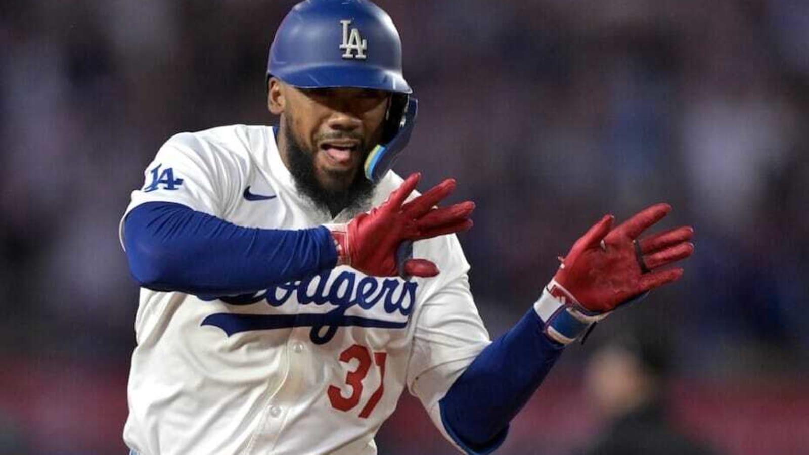 Teoscar Hernández ‘Invaluable’ To Dodgers Lineup