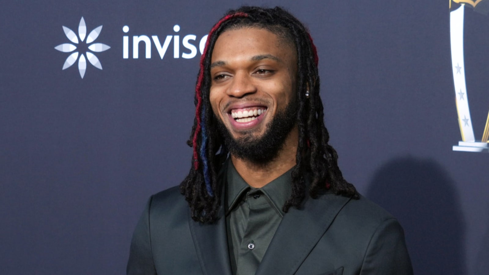 Damar Hamlin got the better of Tom Brady during beach football game