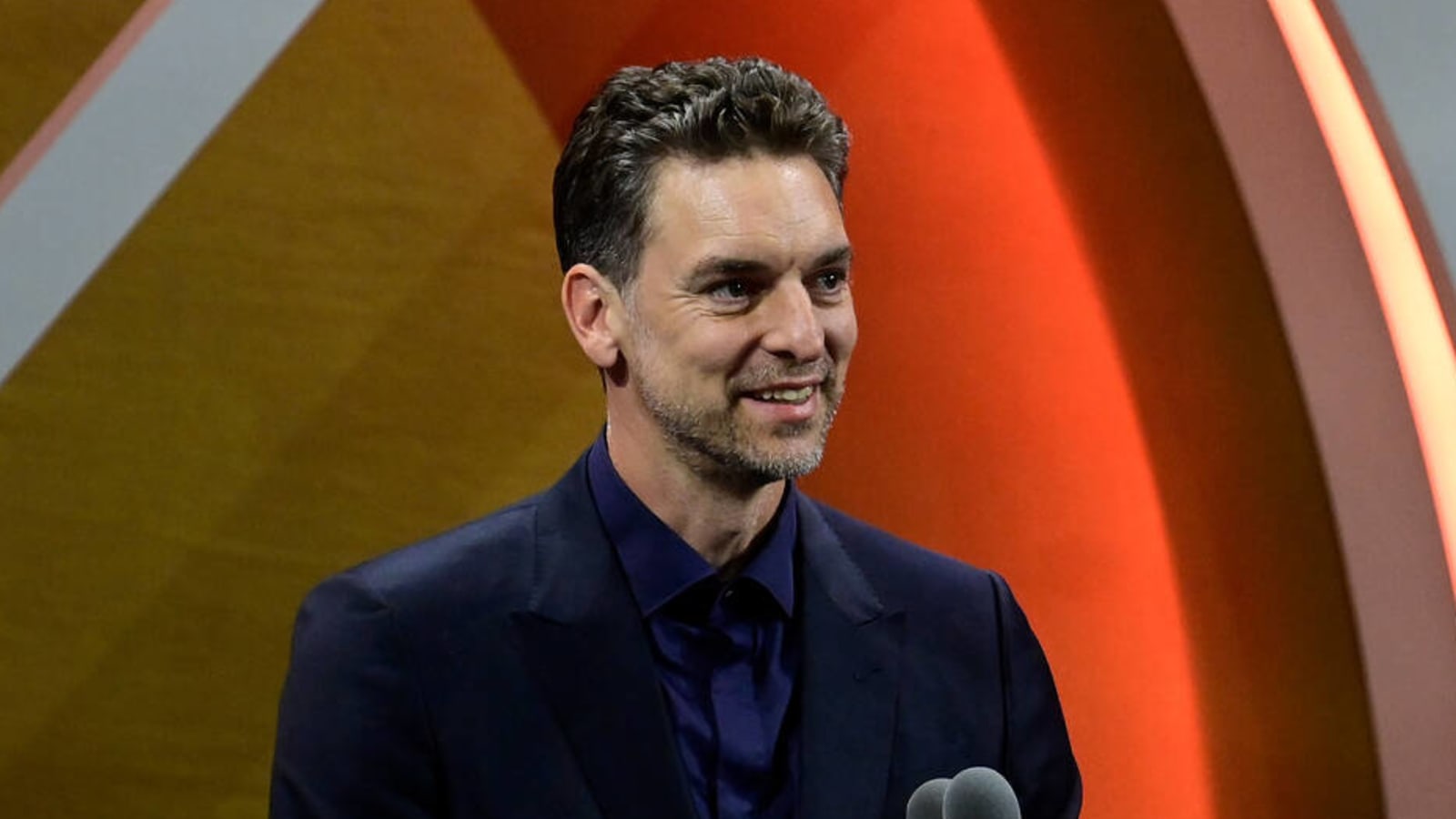 What Pau Gasol said of Kobe Bryant in Basketball Hall of Fame speech 