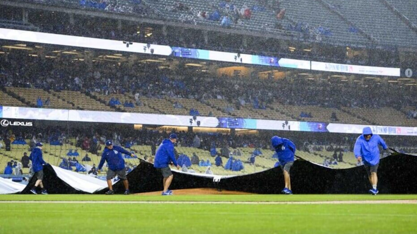 Padres Vs. Dodgers Game Preview: Rain Delay At Dodger Stadium