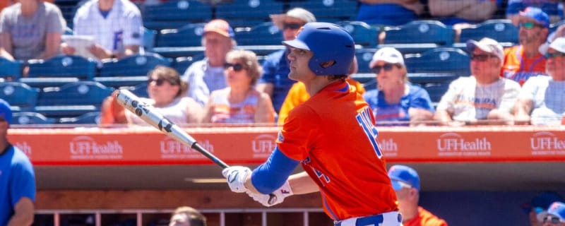 Florida standout ties incredible NCAA home run record