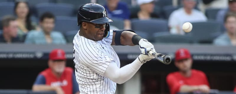 Reports: Yankees left fielder Miguel Andujar requests trade