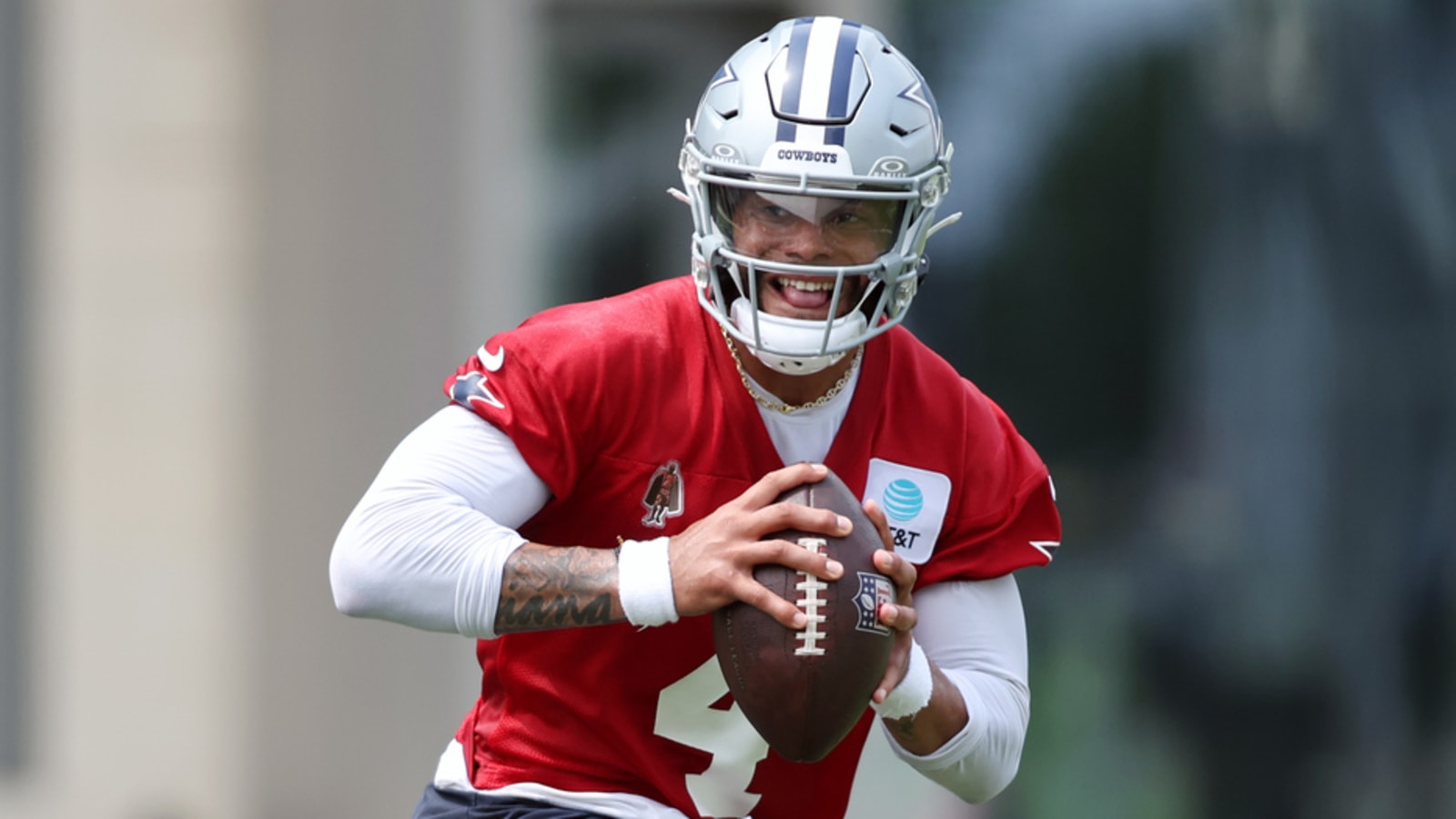 Cowboys' Dak Prescott sparks confusion about walking boot story