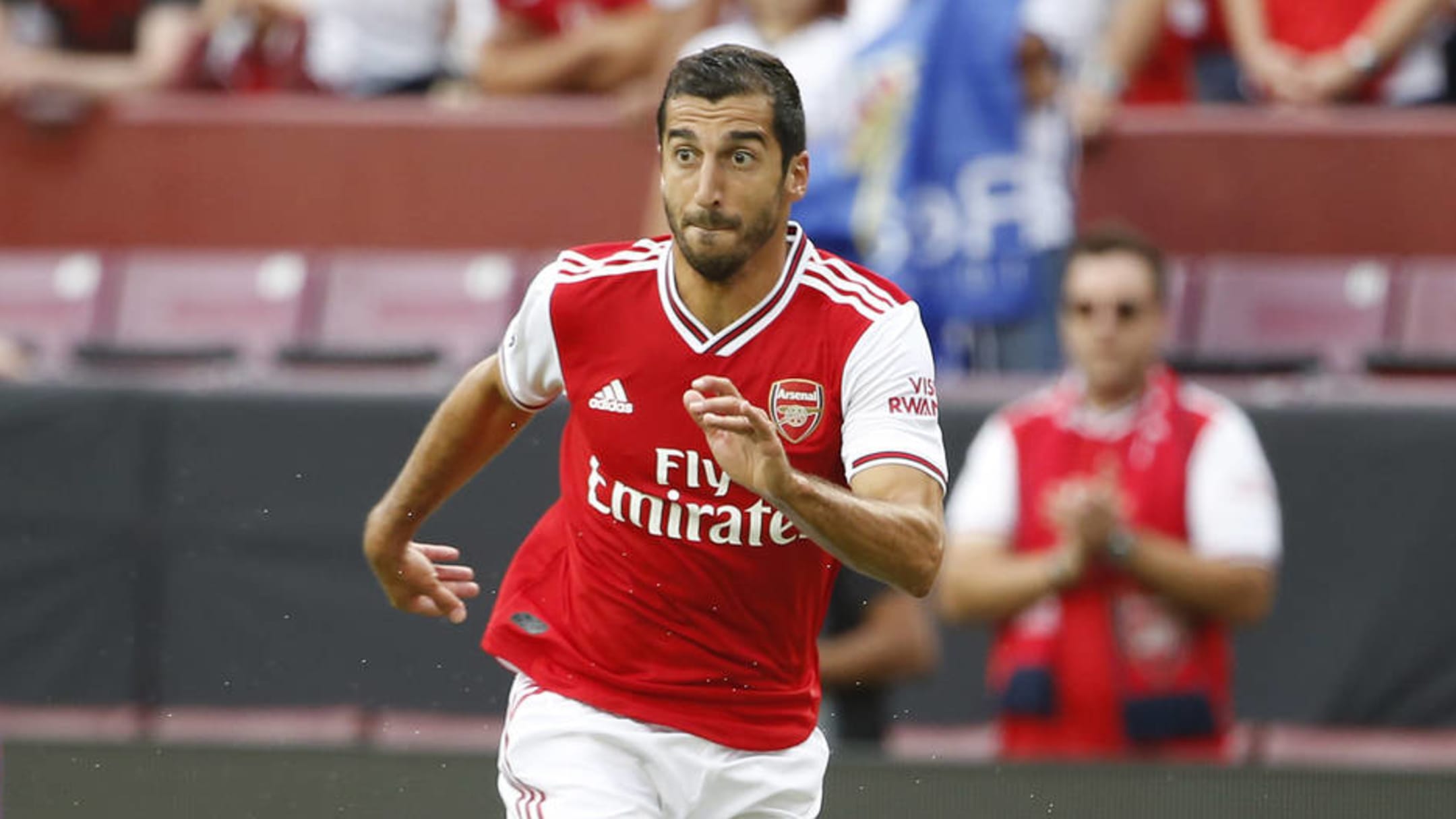 Mkhitaryan joins Roma on loan from Arsenal